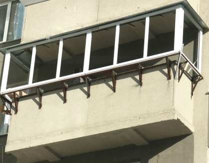 Выбор остекления балкона