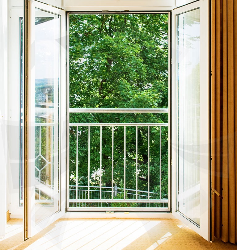 Как Купить дверь на балкон с окном?
